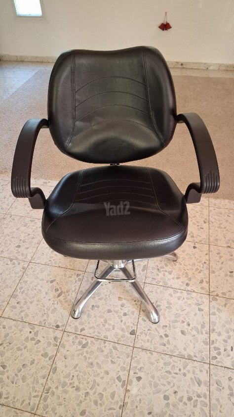 כסא למספרה