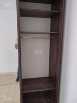 ארון בגדים