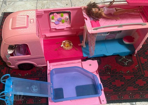 אוטובוס Barbie