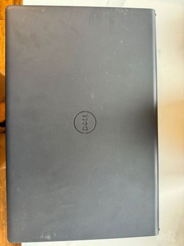 Dell Vostro 15 3530 דור 13