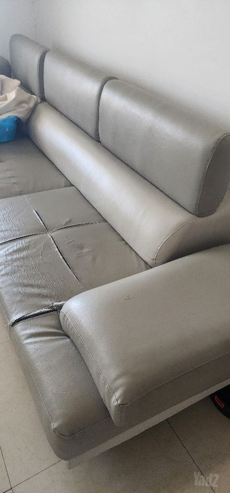ספת ריש דמוי עור למסירה בחינם