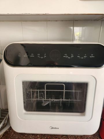 מדיח  על השיש