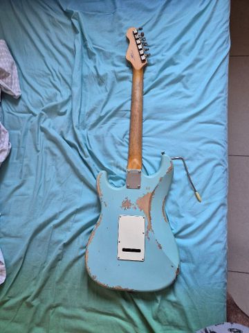 guitar vintage icon series v6