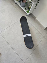סקייטבורד Quiksilver