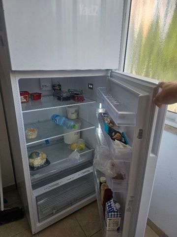 מקרר De'Longhi ה 523 ליטר
