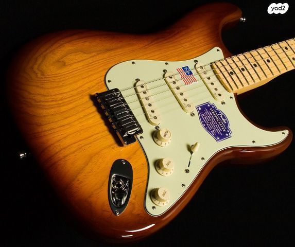 Fender American Deluxe strat