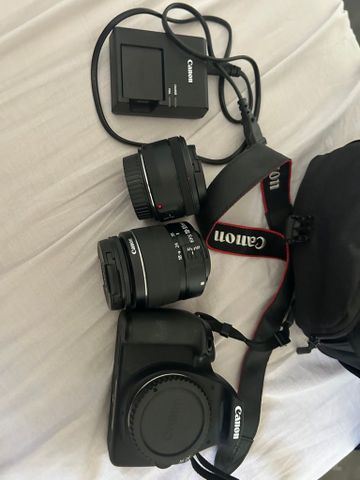 מצלמה קנון 2000Dcanon
