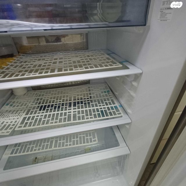 מקרר שארפ