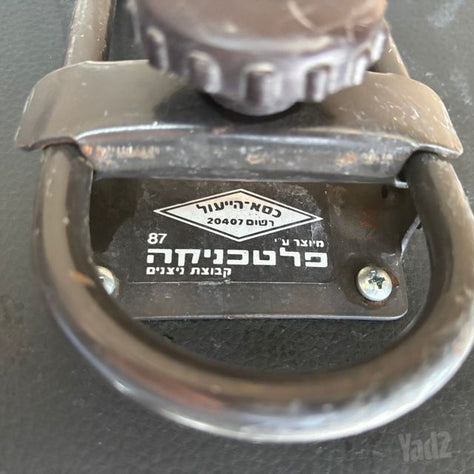 כסאות