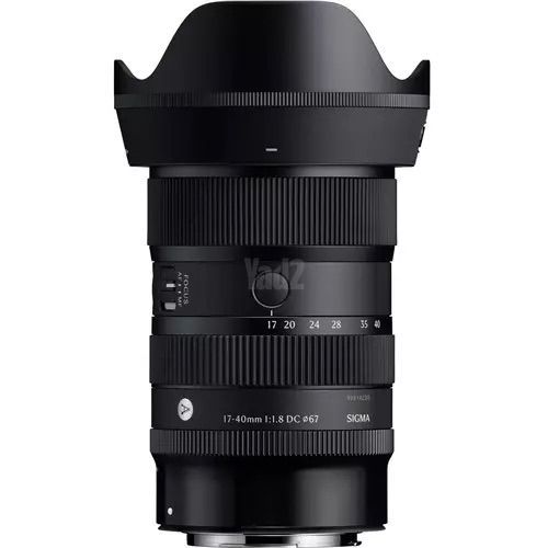 Canon R7 מצלמה קנון עם עדשות