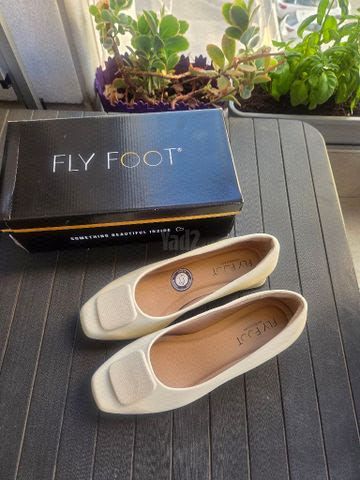 נעליי fly foot