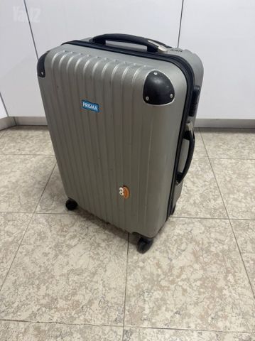 מזוודה 28 גדולה