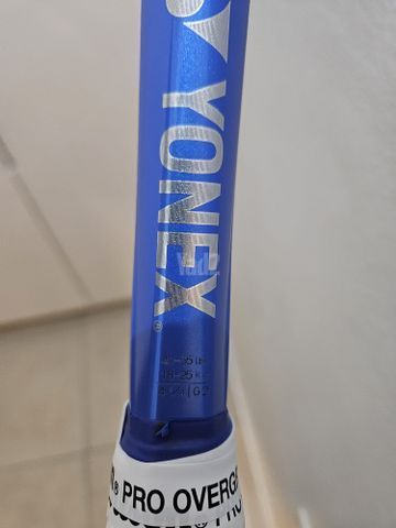 2 מחבטי טניס yonex ezone