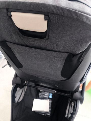 עגלת תינוק recaro