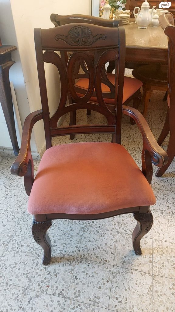 פינת אוכל מעץ מלא