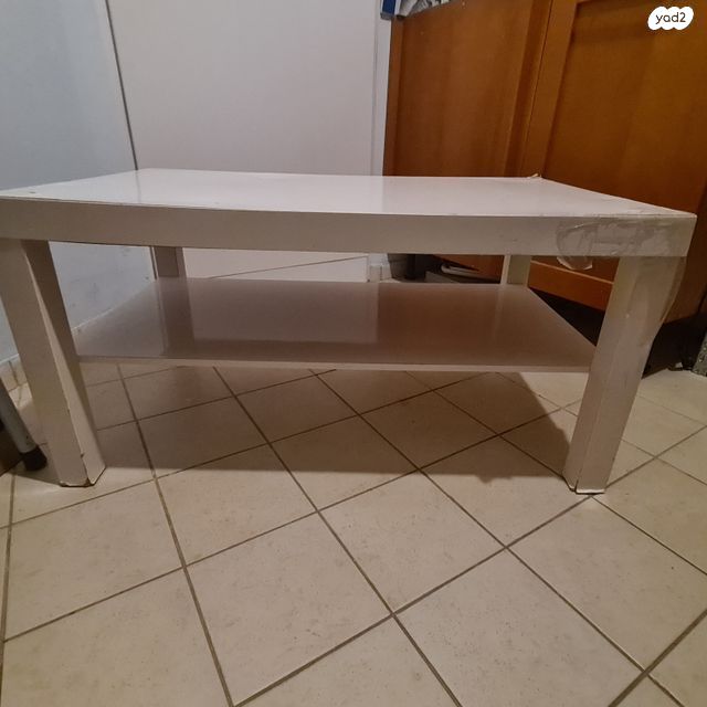 שולחן