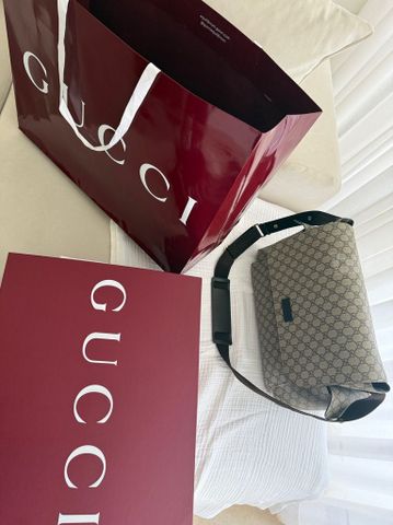 תיק החתלה של Gucci