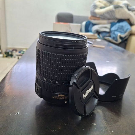עדשת  NiKOn