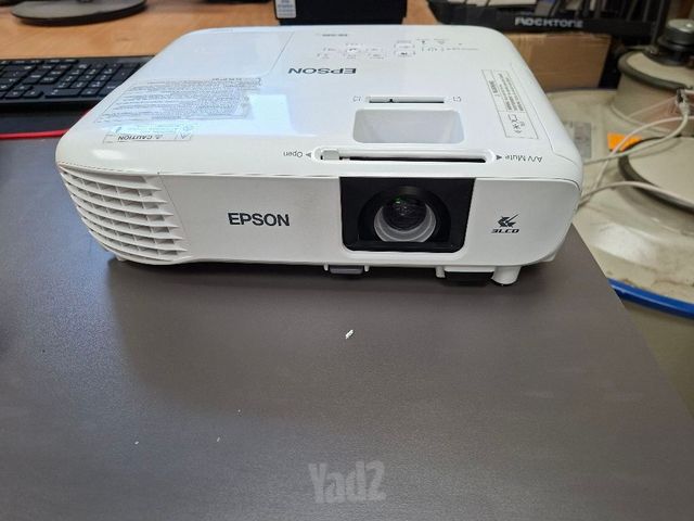 מקרן Epson Eb-x49