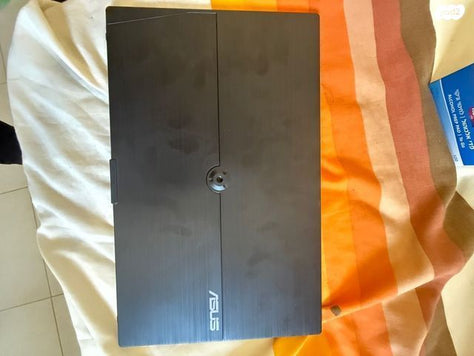 מסך ASUS
