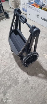 עגלת תינוק