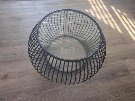 שולחן זכוכית