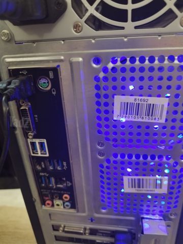 מעבד 6700, 16GB + 1050TI