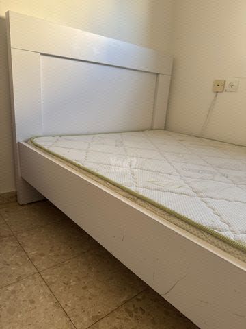 מיטה וחצי