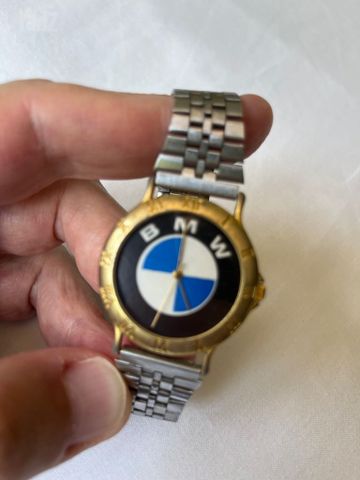 שעון יד BMW