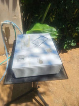 מקרן  מסך