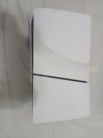 סוני 5 מגיע עם שלט של פורטנייט