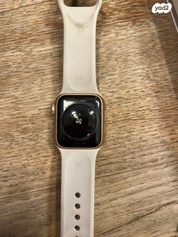 Apple Watch SE 40mm שעון חכם