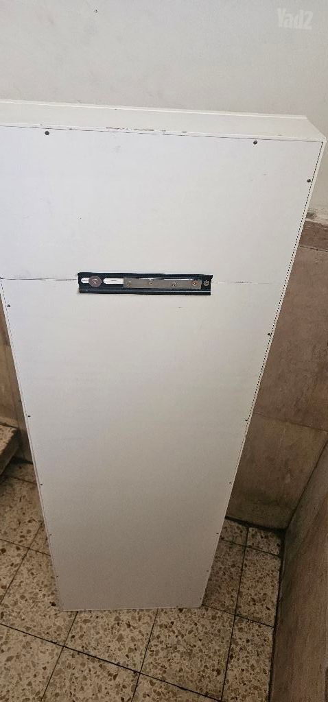 ארון תכשיטים