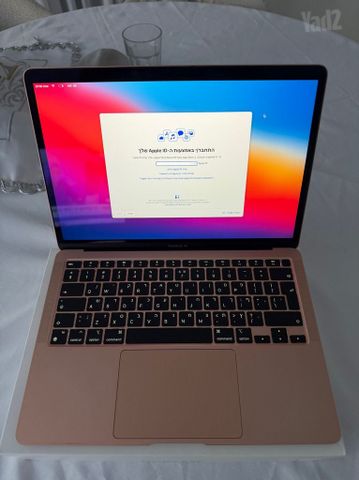 מחשב נייד apple