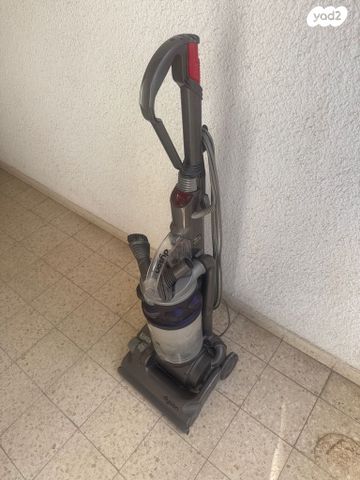 Dyson DC 14 שואב אבק