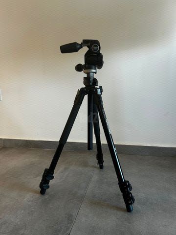חצובה וראש Manfrotto