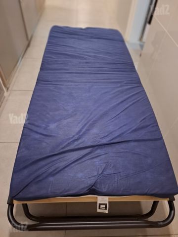 מיטה מתקפלת