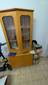 שידת ויטרינה
