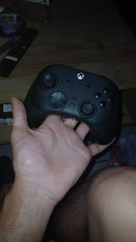 Xbox שלט של רייזר ורגיל