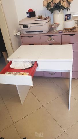 שולחן איקאה IKEA
