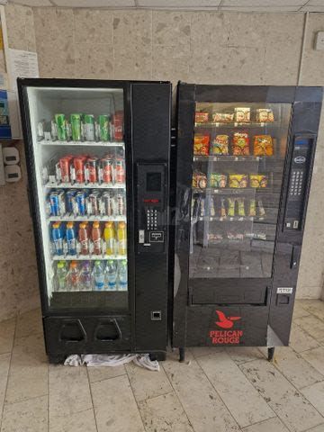מכונת חטיפים