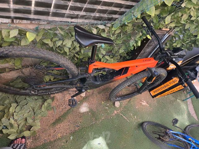 חשמלוק specialized