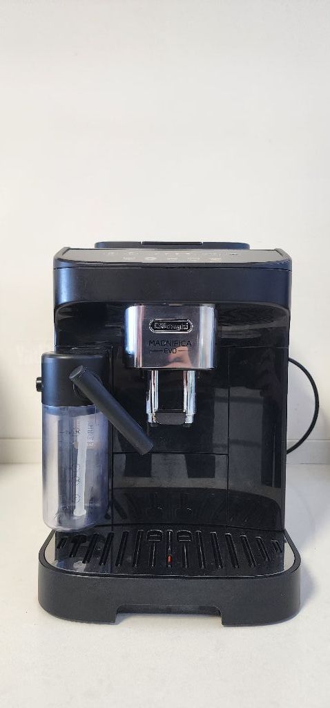 מכונת קפה Delonghi