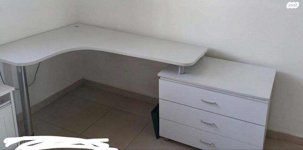 שולחן כתיבה/מחשב