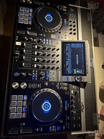 XDJ - AZ