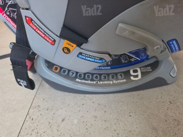 כיסא בטיחות Chicco