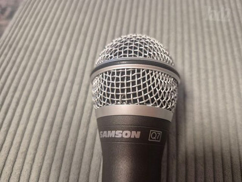 Samson Q7