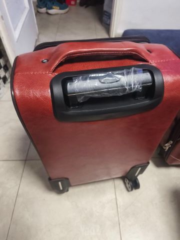 מזוודה 20