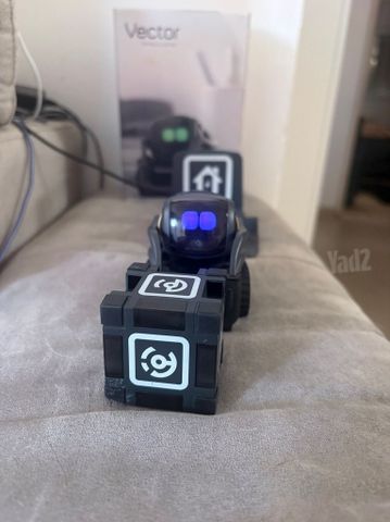 Vector Robot by Anki רובוט חכם