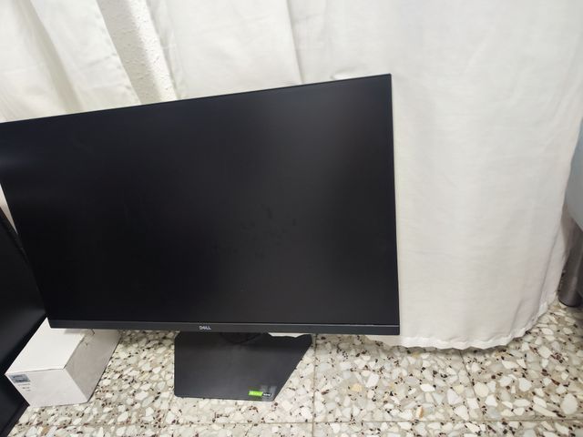 מסך גיימינג IPS 31.5 QHD DELL